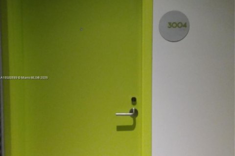 Купить кондоминиум в Майами, Флорида 1 спальня, 56.67м2, № 2014955 - фото 24