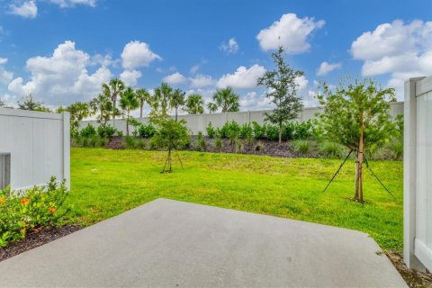 Townhouse in Bradenton, Florida 3 bedrooms, 127.46 sq.m. № 1905974 - photo 19