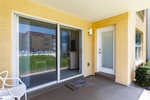Condo in New Smyrna Beach, Florida, 2 bedrooms  № 1564422 - photo 12