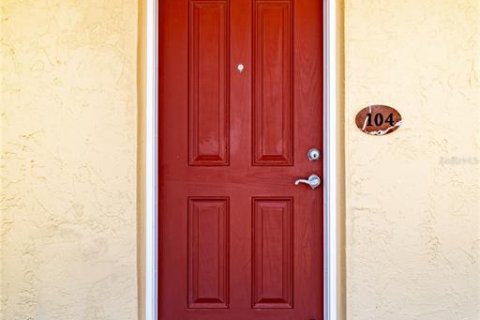 Condo in New Smyrna Beach, Florida, 2 bedrooms  № 1564422 - photo 4