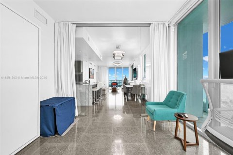 Снять в аренду кондоминиум в Майами, Флорида 3 спальни, 157.38м2, № 1943927 - фото 25