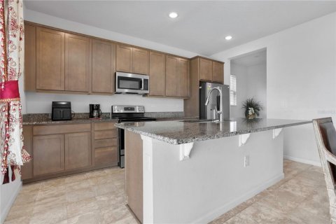 House in Davenport, Florida 5 bedrooms, 288.55 sq.m. № 1845296 - photo 7