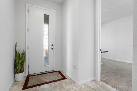 House in Davenport, Florida 5 bedrooms, 288.55 sq.m. № 1845296 - photo 4