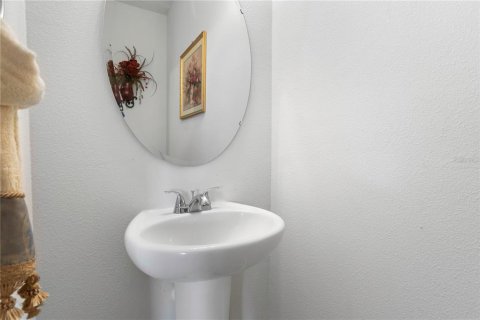 House in Davenport, Florida 5 bedrooms, 288.55 sq.m. № 1845296 - photo 22