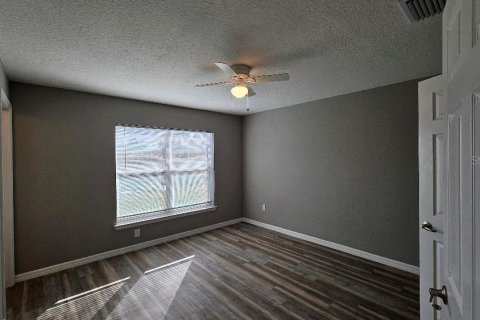 House in Ocala, Florida 3 bedrooms, 116.96 sq.m. № 1909014 - photo 8