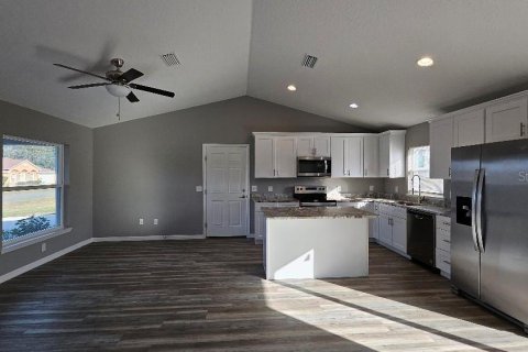 House in Ocala, Florida 3 bedrooms, 116.96 sq.m. № 1909014 - photo 5
