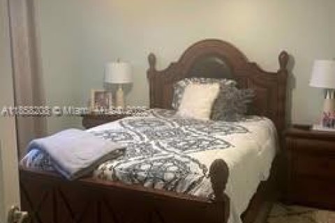 Condominio en venta en Lauderdale Lakes, Florida, 1 dormitorio, 77.57 m2 № 1882364 - foto 7