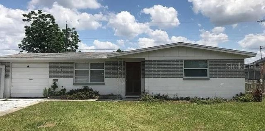 Villa ou maison à Holiday, Floride 2 chambres, 95.13 m2 № 2380545