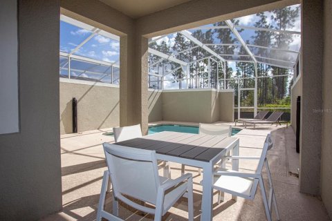 Townhouse in Davenport, Florida 4 bedrooms, 177.81 sq.m. № 1545340 - photo 17