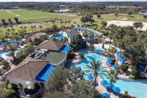Townhouse in Davenport, Florida 4 bedrooms, 177.81 sq.m. № 1545340 - photo 27