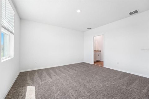 House in Zephyrhills, Florida 3 bedrooms, 140.56 sq.m. № 1801420 - photo 27