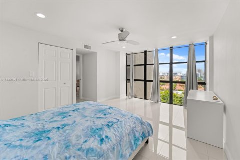 Copropriété à vendre à Aventura, Floride: 2 chambres, 122.82 m2 № 1978861 - photo 15