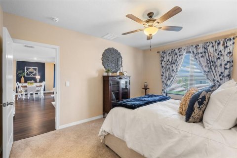 House in Clermont, Florida 4 bedrooms, 171.5 sq.m. № 1837523 - photo 15