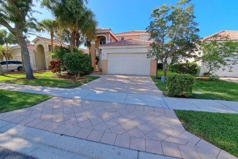 House in Coral Springs, Florida 4 bedrooms, 239.87 sq.m. № 2083814 - photo 2