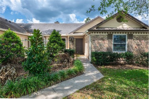House in Longwood, Florida 4 bedrooms, 184.04 sq.m. № 2093720 - photo 29