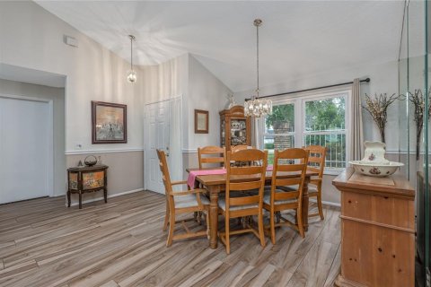 House in Longwood, Florida 4 bedrooms, 184.04 sq.m. № 2093720 - photo 3