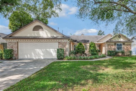 House in Longwood, Florida 4 bedrooms, 184.04 sq.m. № 2093720 - photo 27