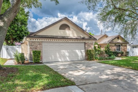 House in Longwood, Florida 4 bedrooms, 184.04 sq.m. № 2093720 - photo 26
