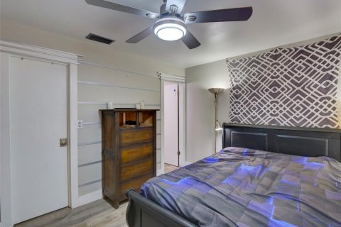 Купить виллу или дом в Леди-Лейк, Флорида 7 комнат, 125.42м2, № 1690112 - фото 12