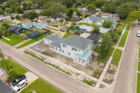 Villa ou maison à vendre à Saint Petersburg, Floride: 4 chambres, 276.29 m2 № 2202193 - photo 13