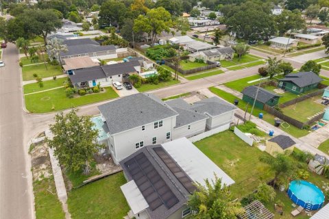 Villa ou maison à vendre à Saint Petersburg, Floride: 4 chambres, 276.29 m2 № 2202193 - photo 15