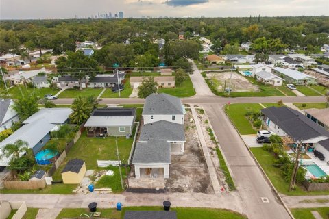 Villa ou maison à vendre à Saint Petersburg, Floride: 4 chambres, 276.29 m2 № 2202193 - photo 17