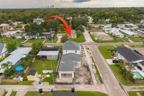 Villa ou maison à vendre à Saint Petersburg, Floride: 4 chambres, 276.29 m2 № 2202193 - photo 12