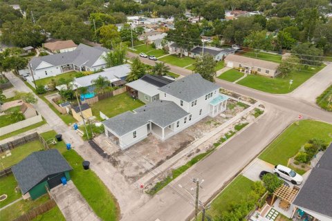 Villa ou maison à vendre à Saint Petersburg, Floride: 4 chambres, 276.29 m2 № 2202193 - photo 16
