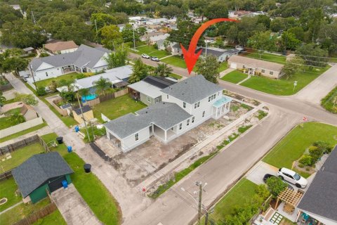 Villa ou maison à vendre à Saint Petersburg, Floride: 4 chambres, 276.29 m2 № 2202193 - photo 11