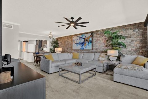 Condominio en venta en North Redington Beach, Florida, 2 dormitorios, 114.27 m2 № 2122939 - foto 9