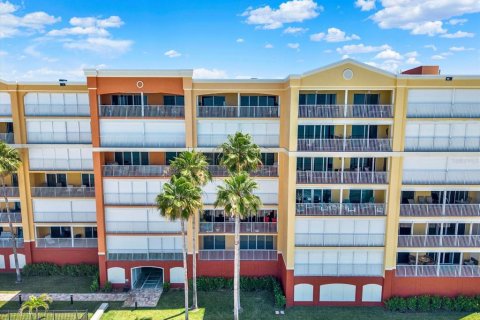 Condominio en venta en North Redington Beach, Florida, 2 dormitorios, 114.27 m2 № 2122939 - foto 2