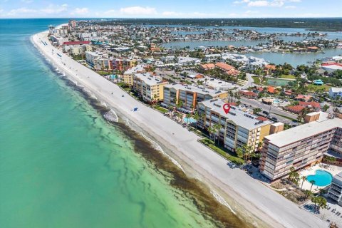 Condominio en venta en North Redington Beach, Florida, 2 dormitorios, 114.27 m2 № 2122939 - foto 30