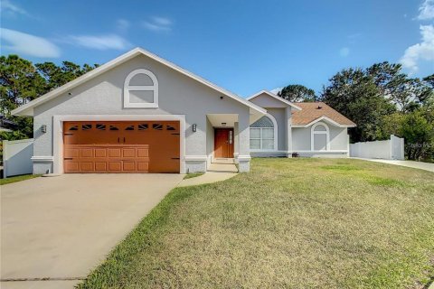 House in Kissimmee, Florida 3 bedrooms, 158.86 sq.m. № 1919704 - photo 1