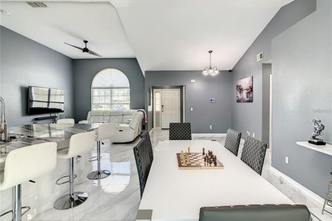 House in Kissimmee, Florida 3 bedrooms, 158.86 sq.m. № 1919704 - photo 17