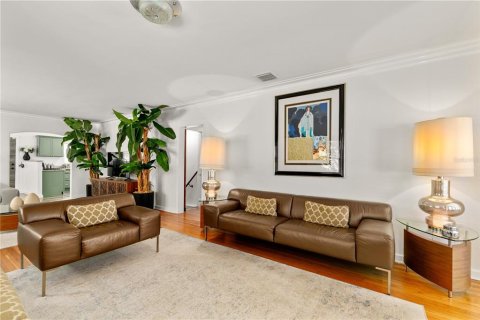 Casa en venta en Mount Dora, Florida, 4 dormitorios, 259.75 m2 № 1640191 - foto 11