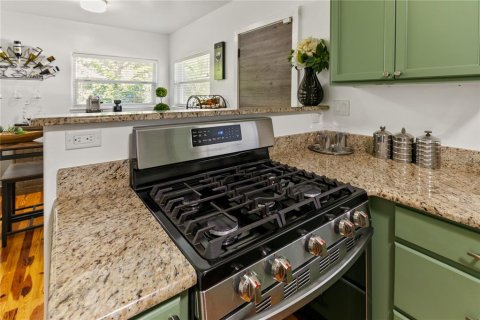 Casa en venta en Mount Dora, Florida, 4 dormitorios, 259.75 m2 № 1640191 - foto 17