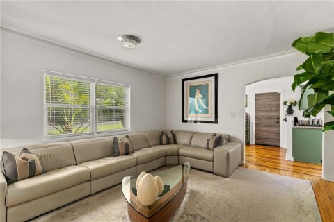 Casa en venta en Mount Dora, Florida, 4 dormitorios, 259.75 m2 № 1640191 - foto 10