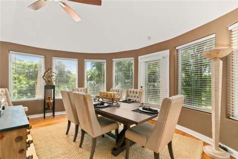 Casa en venta en Mount Dora, Florida, 4 dormitorios, 259.75 m2 № 1640191 - foto 13