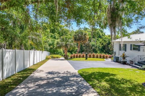 Villa ou maison à vendre à Mount Dora, Floride: 4 chambres, 259.75 m2 № 1640191 - photo 6