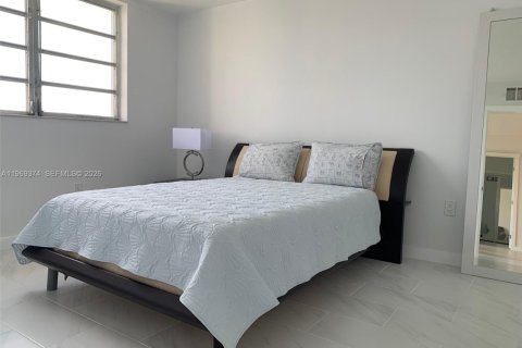 Condominio en venta en Aventura, Florida, 2 dormitorios, 71.72 m2 № 2030197 - foto 14