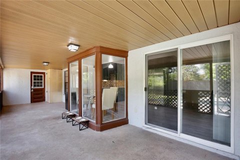 House in Fern Park, Florida 3 bedrooms, 148.36 sq.m. № 1853438 - photo 25
