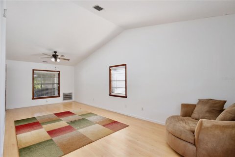 House in Fern Park, Florida 3 bedrooms, 148.36 sq.m. № 1853438 - photo 7