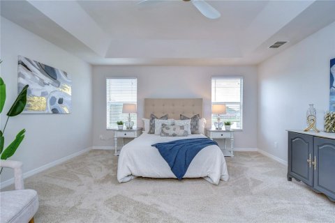 Casa en venta en Tampa, Florida, 6 dormitorios, 316.05 m2 № 1866190 - foto 11