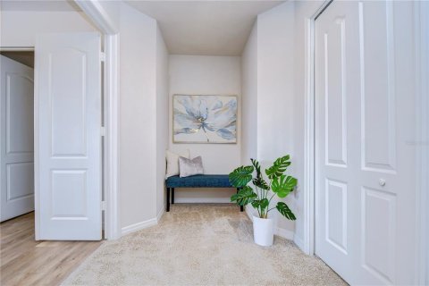 Casa en venta en Tampa, Florida, 6 dormitorios, 316.05 m2 № 1866190 - foto 14