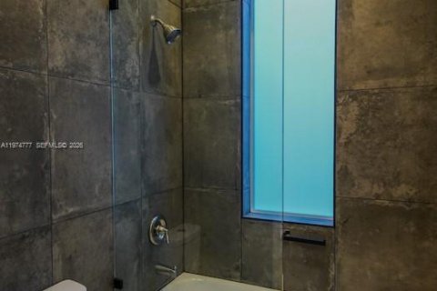 Villa ou maison à louer à Miami, Floride: 4 chambres № 2042730 - photo 17