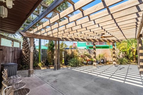 Propiedad comercial en venta en New Smyrna Beach, Florida, 101.17 m2 № 1511867 - foto 19