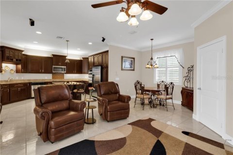 House in Sebastian, Florida 3 bedrooms, 208.75 sq.m. № 2396519 - photo 7