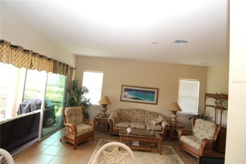 House in Port Charlotte, Florida 2 bedrooms, 144.46 sq.m. № 1759417 - photo 11