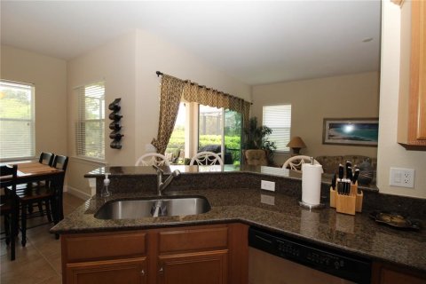 House in Port Charlotte, Florida 2 bedrooms, 144.46 sq.m. № 1759417 - photo 16