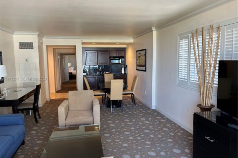 Hôtel, hôtellerie à vendre à Fort Lauderdale, Floride: 1 chambre, 91.97 m2 № 1995143 - photo 5